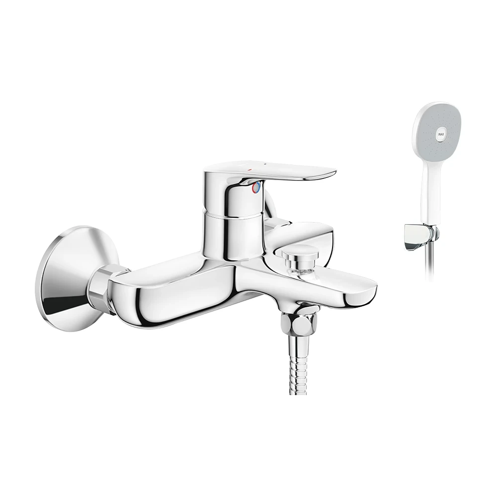 Sen tắm BFV-1403S-7C phối cảnh không gian phòng tắm thực tế