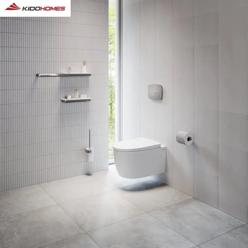 INAX lựa chọn vật liệu sứ và nhựa cao cấp, có khả năng hấp thụ âm thanh tốt, hạn chế tiếng vang và rung động khi sử dụng