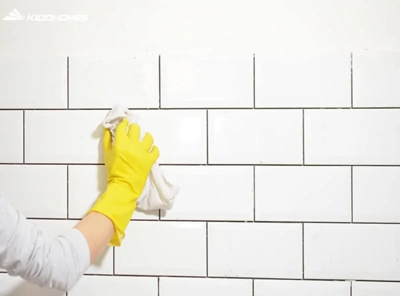 Cách tẩy vết ố vàng trên tường nhà tắm nhanh chóng