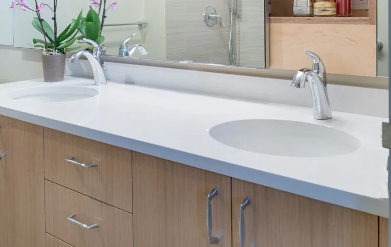 Chậu rửa mặt âm bàn đá Inax hình oval