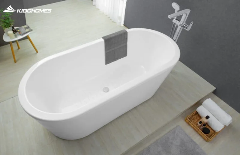 Bồn tắm nằm Inax tiết kiệm không gian 30-40% so bồn lớn