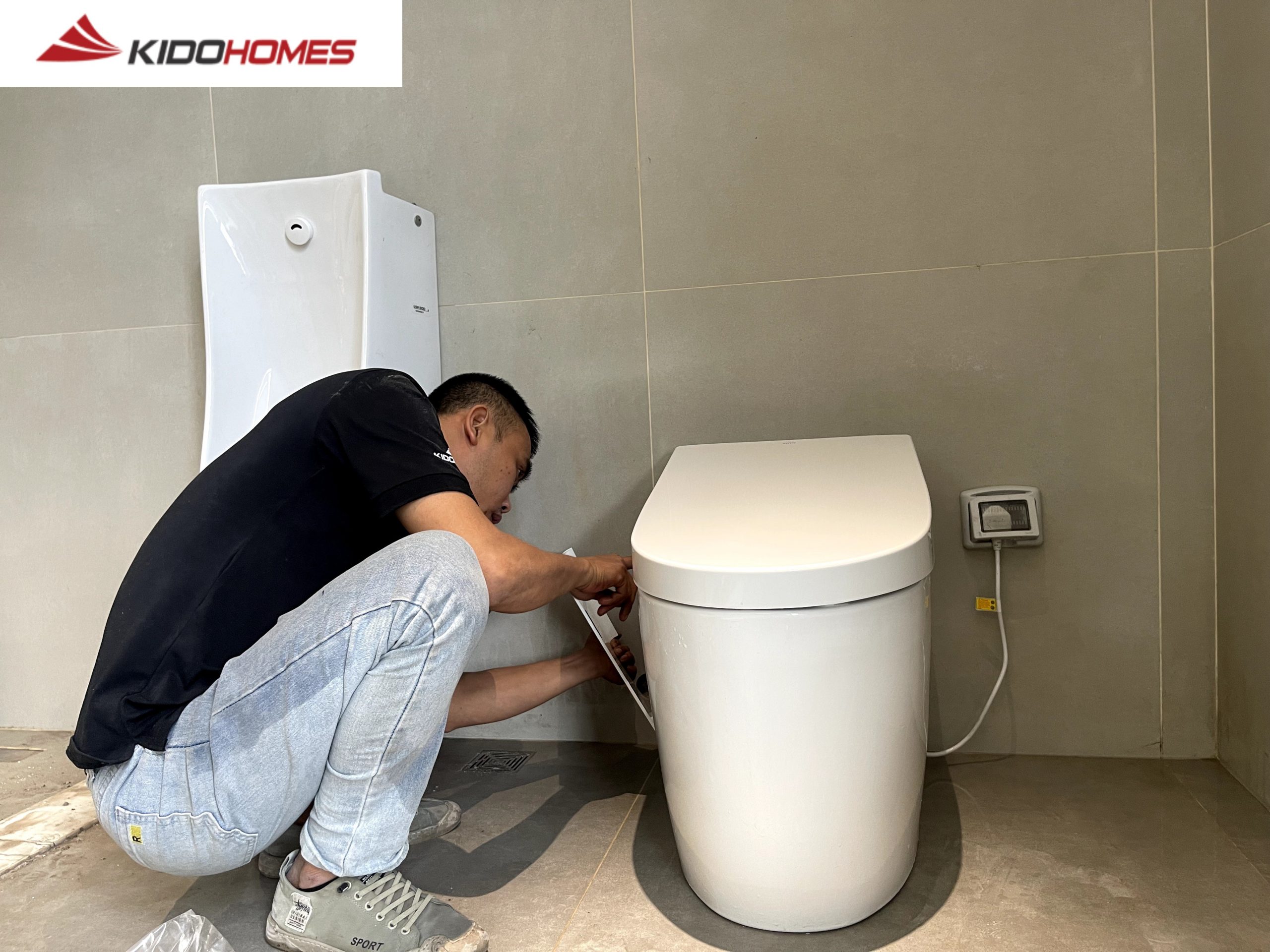 Việc thi công, bảo hành thiết bị thông minh đòi hỏi chuyên môn kỹ thuật cao