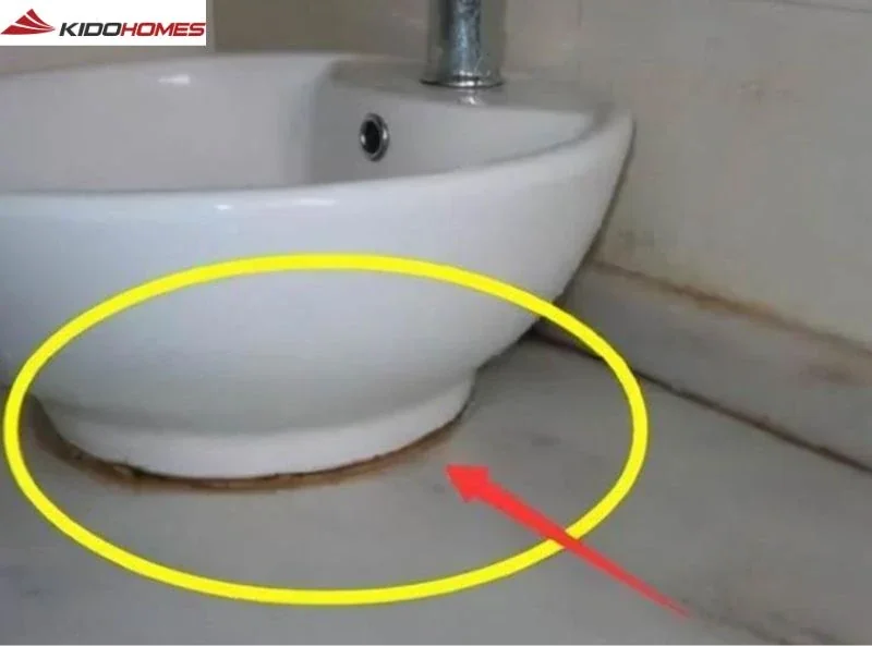 Mẹo xử lý khi keo nối của chậu rửa bị mốc đen