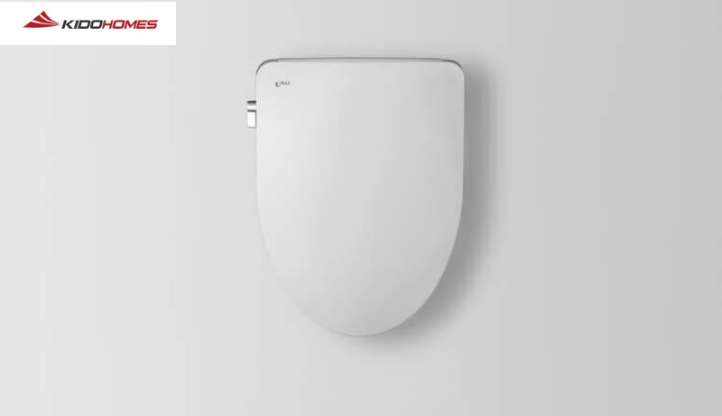 Nắp bồn cầu rửa cơ là loại nắp bồn cầu tích hợp vòi rửa cơ học bên dưới bệ ngồi.