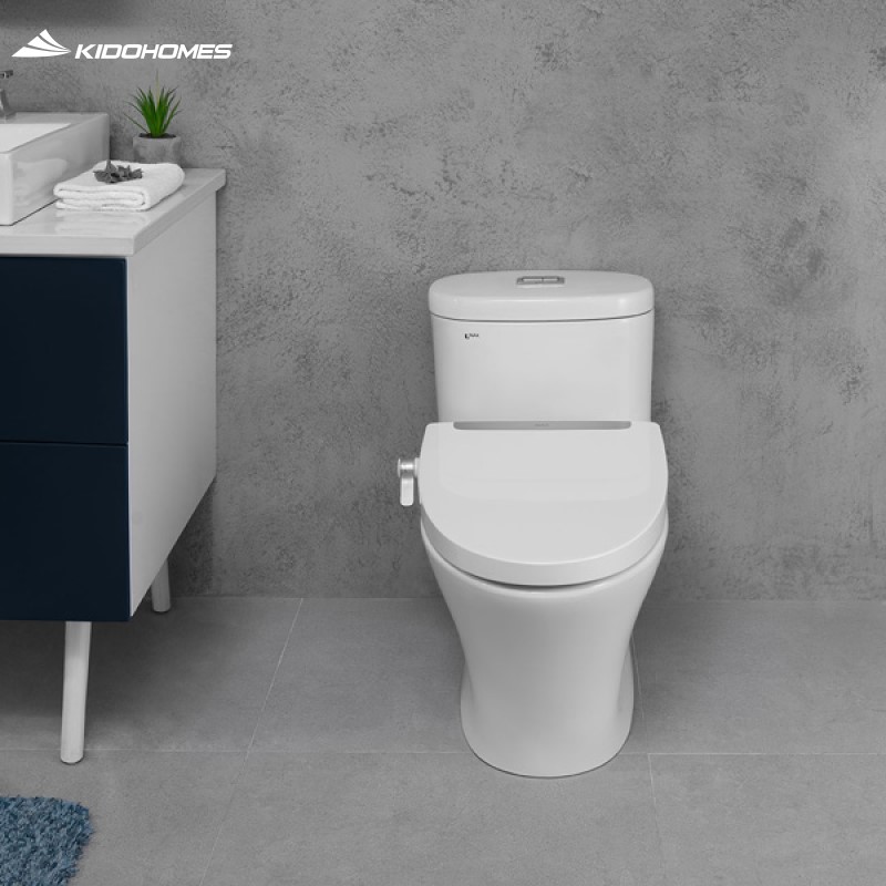 Nắp rửa cơ INAX kết hợp bồn cầu – ý tưởng nâng cấp bồn cầu thường thành thông minh giá rẻ