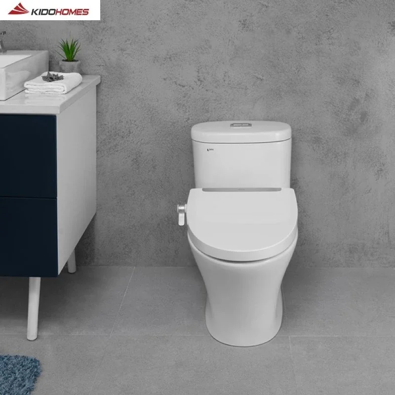 Bồn cầu Inax kết hợp nắp rửa lạnh/ nắp rửa cơ Inax có nhiều ưu điểm