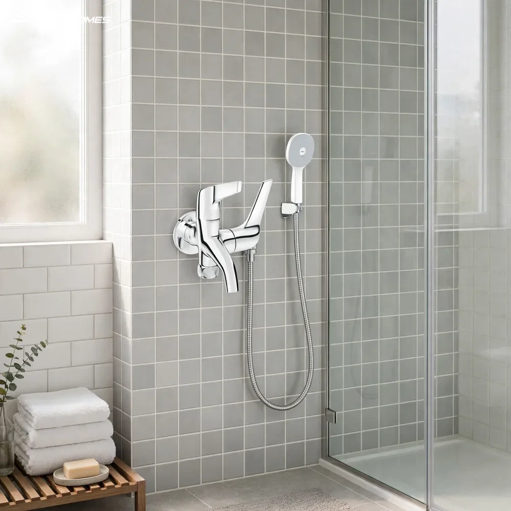Sen tắm INAX BFV-17-7C Nước lạnh Tay sen tăng áp 7C