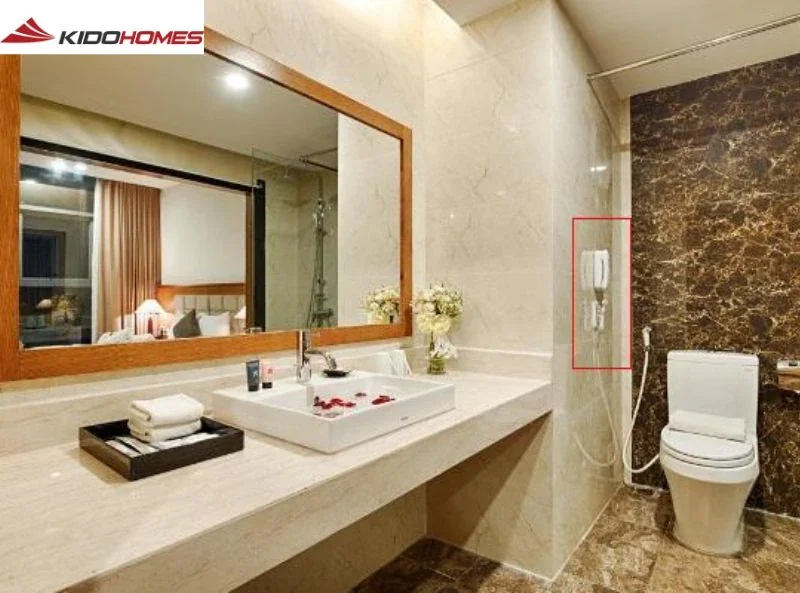 Tại sao các khách sạn hạng sang luôn có điện thoại trong phòng tắm? 7 khách sạn hạng sang luôn có điện thoại trong phòng tắm