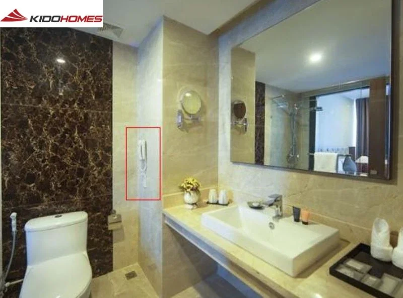Tại sao các khách sạn hạng sang luôn có điện thoại trong phòng tắm? 3 khách sạn hạng sang luôn có điện thoại trong phòng tắm