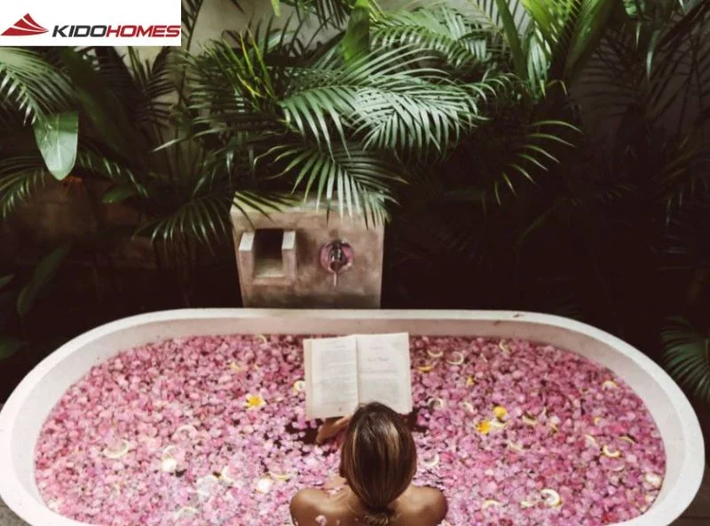 Mẹo sử dụng bồn tắm Inax – thói quen nhỏ, thay đổi lớn đến sức khỏe tinh thần & thể chất 3 Kết hợp tinh dầu thơm/ muối tắm thơm