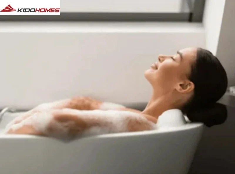 Mẹo sử dụng bồn tắm Inax – thói quen nhỏ, thay đổi lớn đến sức khỏe tinh thần & thể chất 2 Tạo thói quen tắm nước ấm vào buổi tối