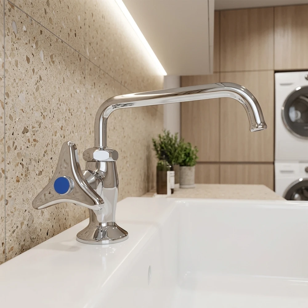 Vòi bếp nước lạnh INAX LF-14-13 - Phối cảnh không gian 3