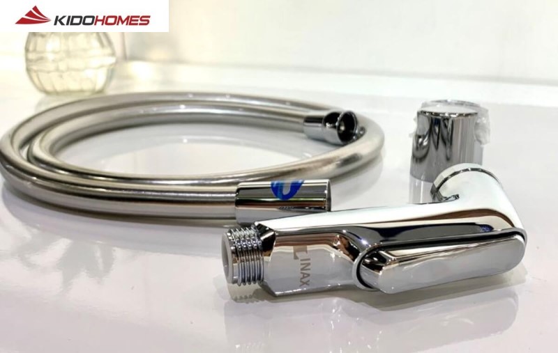 Nhận biết vòi xịt Inax chính hãng qua nhãn hiệu, logo độc quyền Nhận biết vòi xịt Inax chính hãng qua nhãn hiệu, logo độc quyền